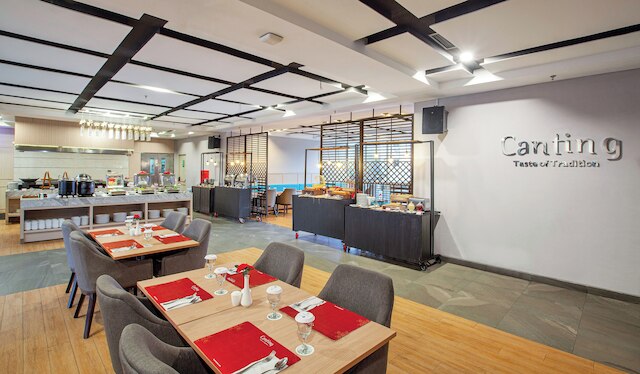 ヴァサカ ホテル マカッサル