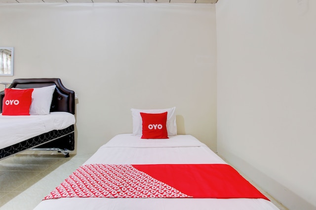 ホテル O ホームステイ アヤナ シャリア