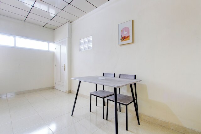 ホテル O ホームステイ アヤナ シャリア