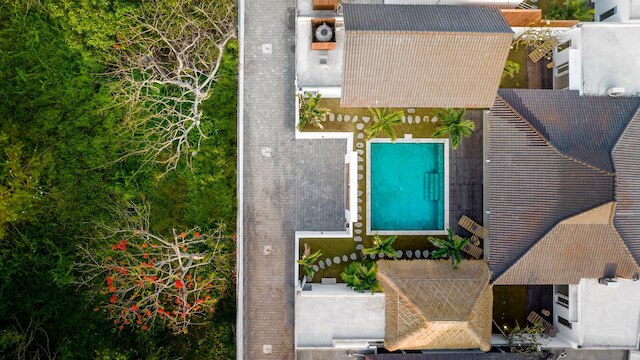 ア カーサ ディ レヌッチ バイ アルフレッド イン バリ - ブランドニュー スタニング 5BR ヴィラ ニア セミニャック ビーチ