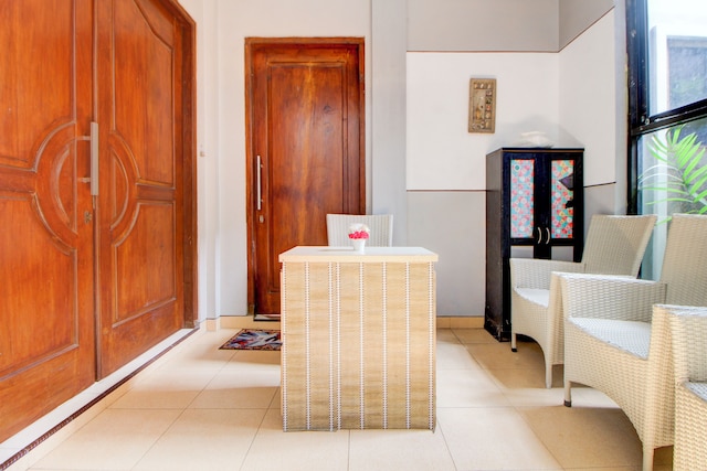 キャピタル O 94314 サニー コ リビング