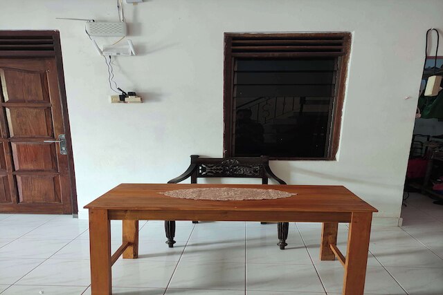 ホテル O ダフセル ホームステイ シャリア