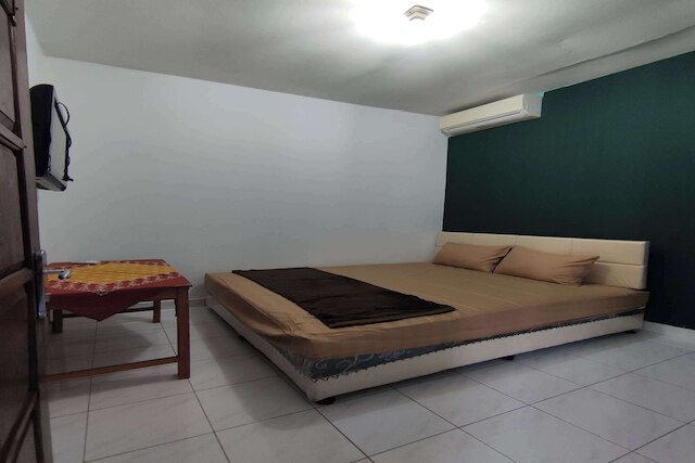 ホテル O ダフセル ホームステイ シャリア