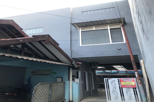 OYO 94320 ホームステイ アバ ハンク シャリア