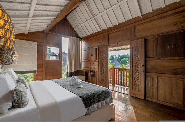 ハウス オブ バゲラ バイ アルフレッド イン バリ - トロピカル ファミリー ドリーム ヴィラ イン セミニャック オベロイ ビーチ バリ