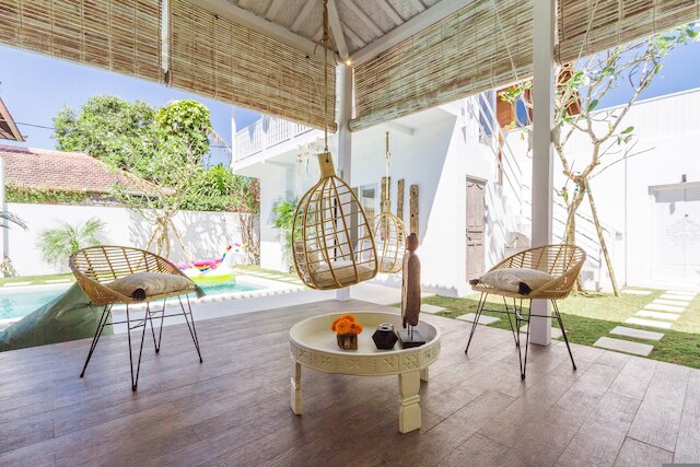 ヴィラ M バイ アルフレッド イン バリ - スタニング ファミリー ヴィラ ウィズ プール アット スミニャックビーチ