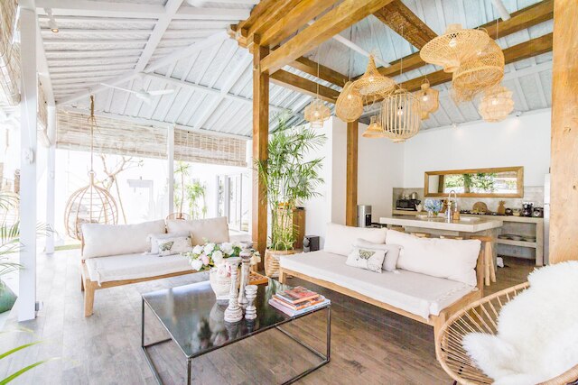 ヴィラ M バイ アルフレッド イン バリ - スタニング ファミリー ヴィラ ウィズ プール アット スミニャックビーチ