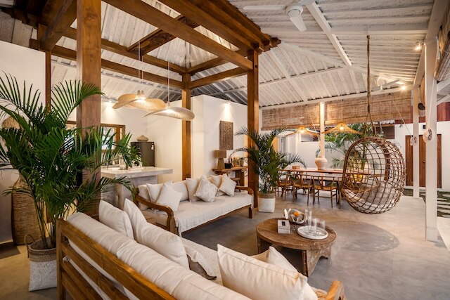 ヴィラ シーマ バイ アルフレッド イン バリ - ニュー ピースフル 5 ベッドルーム ヴィラ イン ザ ハート オブ スミニャック