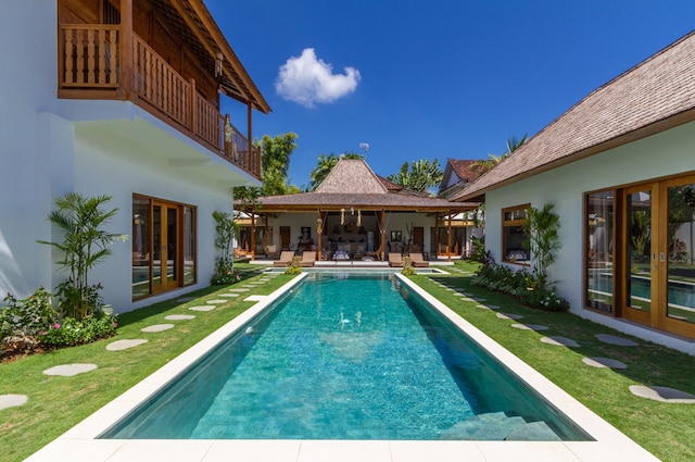 ヴィラ ナム バイ アルフレッド イン バリ - ファミリー 5 ベッドルーム ドリーム イン スミニャック オベロイ ビーチ