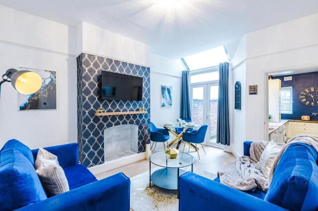 スペーシャス ベッド レスト ステイ イン サルフォード シティ