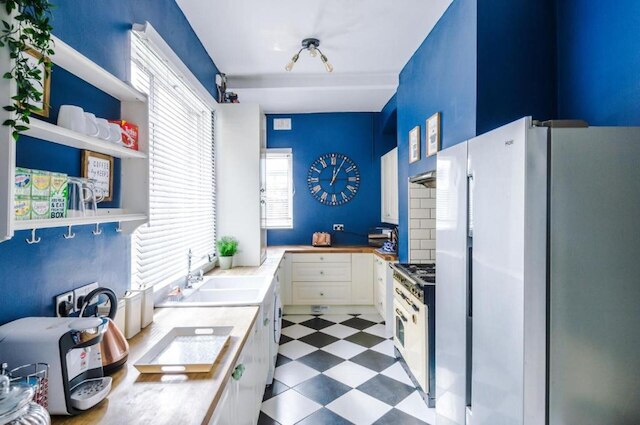 スペーシャス ベッド レスト ステイ イン サルフォード シティ