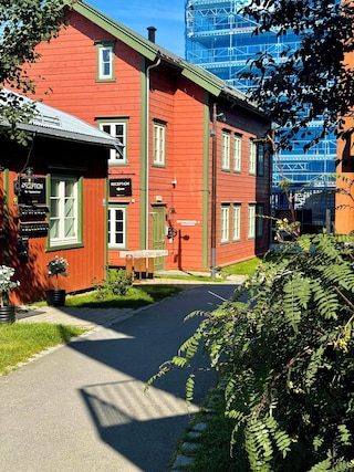 トータルアパートメンツ - バーベット スタジオ アパートメンツ