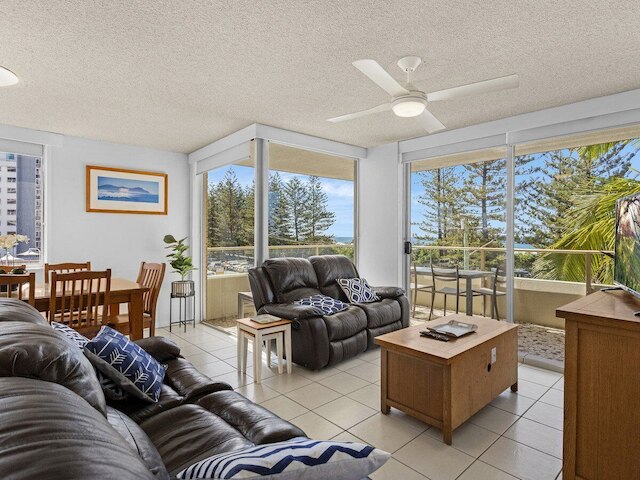 ウォーターフロント アット ワイナ