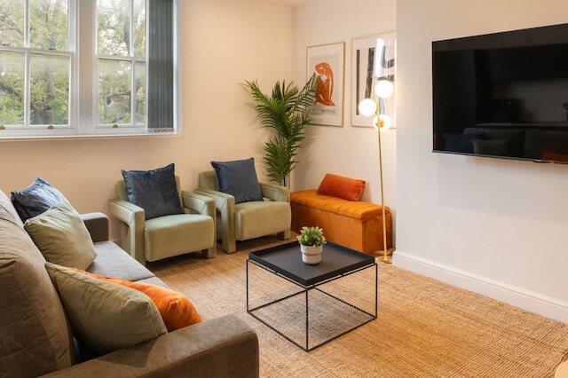 ホスト ステイ - プリンセス プレイス リビング