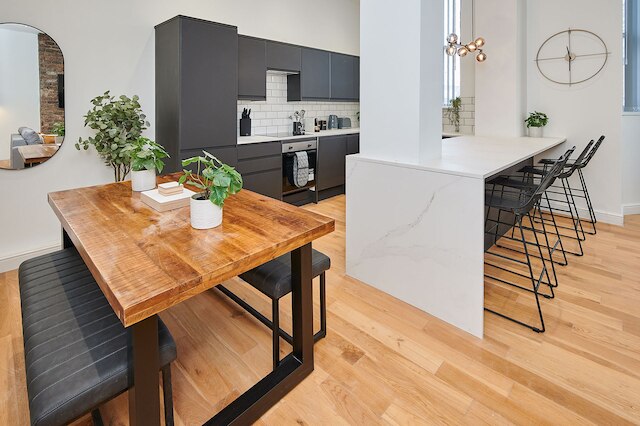 ホスト ステイ - プリンセス プレイス リビング