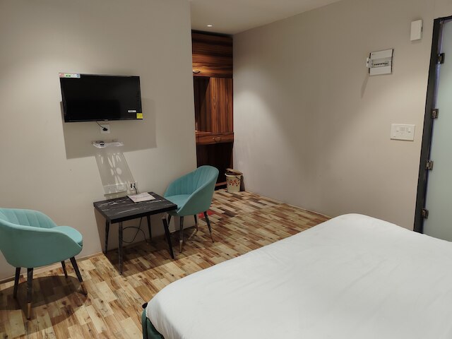 リヴァズ ホテル アンド レストラン