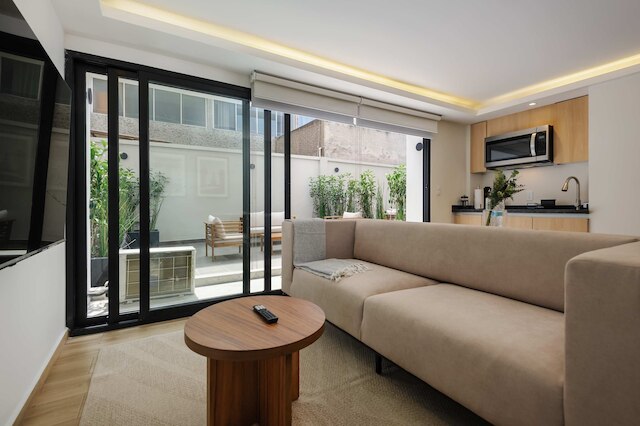 ウィズ プレスティジアス ロフト ウィズ エレガント バルコニー イン コリマ