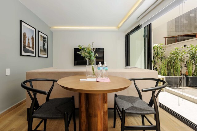 ウィズ プレスティジアス ロフト ウィズ エレガント バルコニー イン コリマ