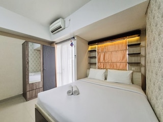 コージー アンド グッド プレイス スタジオ アット タマン メラティ シンドゥアディ アパートメント