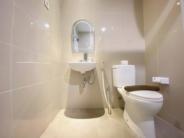 コージー アンド モダン スタジオ アパートメント セントラランド スマラン