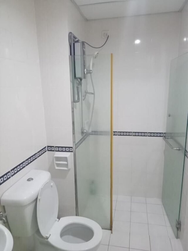 メイタワー サービス スタジオ アパートメント