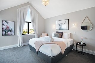 パーネル ビスタ 2 ベッドルーム アパートメント ウィズ シービュー