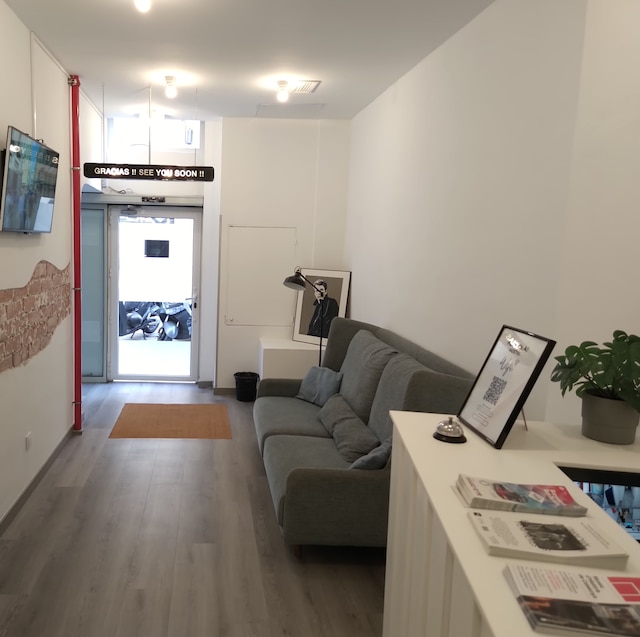 ヘイ ロラ ホステル