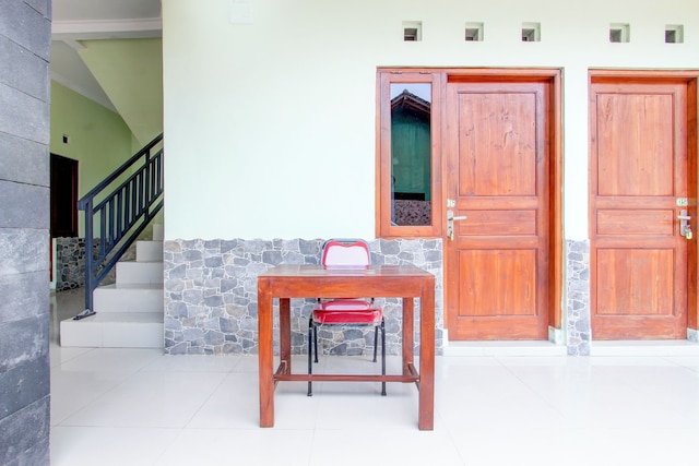 ホテル O スレマン ニア バンダラ アディ スティプト フォーマリー ジョグロ ソロゲネン