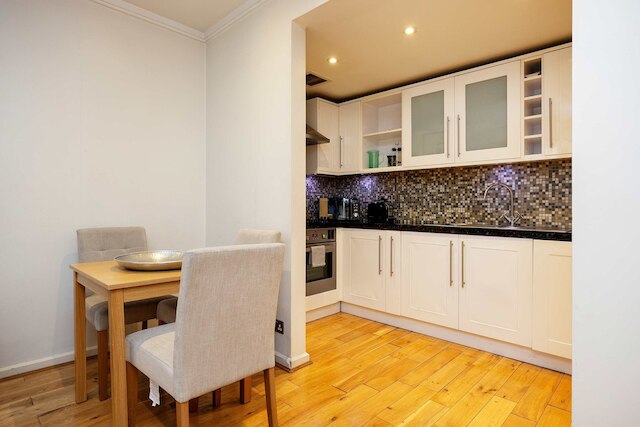 ザ ケンジントン ハイダウェイ