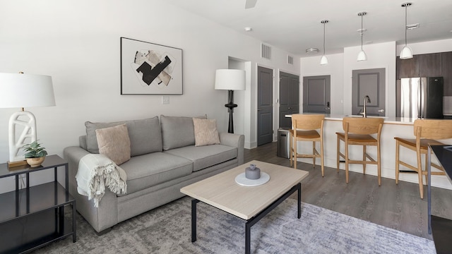 ランディング アット クレストライン