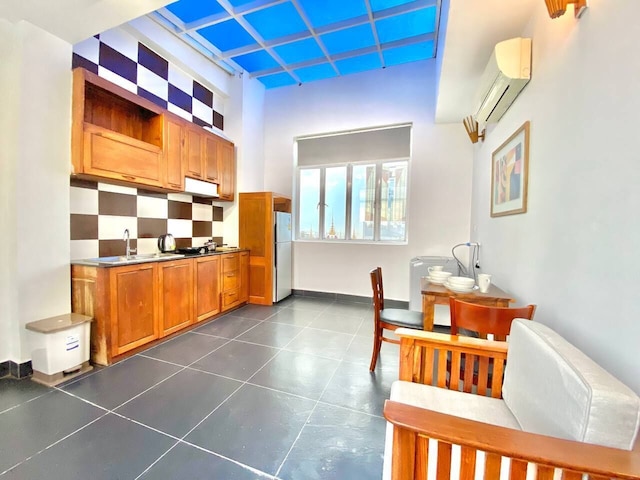 WH バサック レジデンス