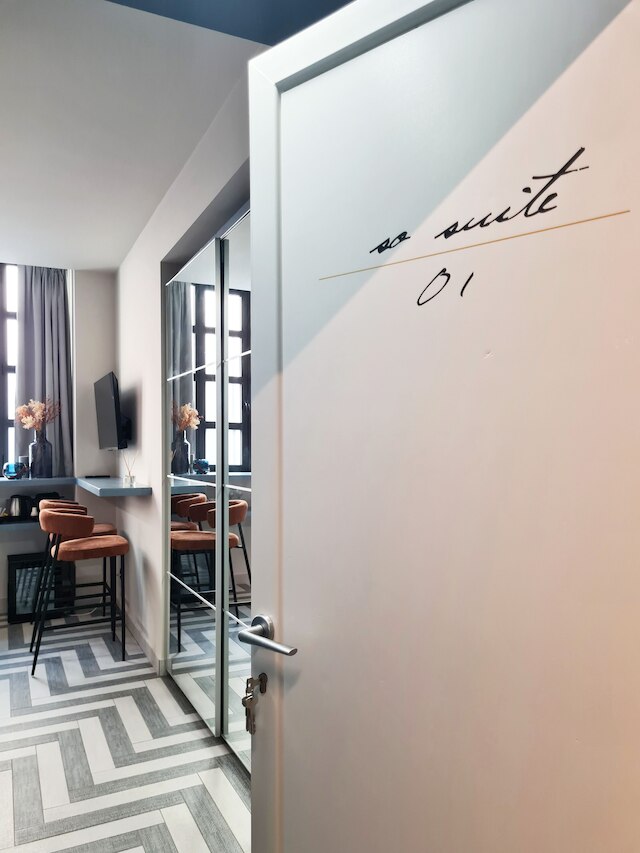 セレンディピティ ルームズ - ナヴィーリ