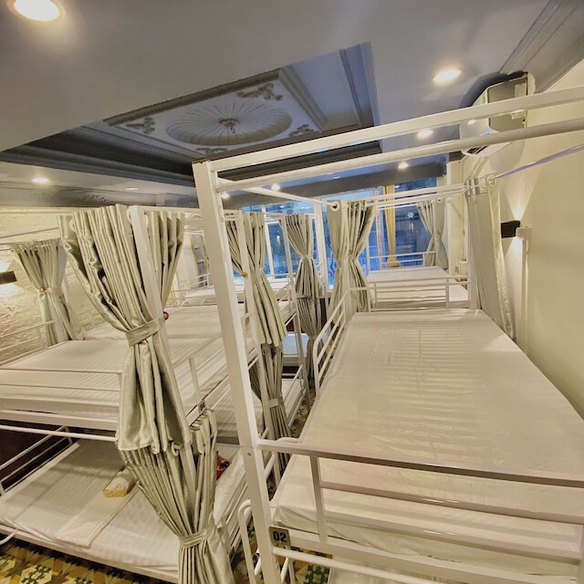 ハノイ バイブズ ホステル