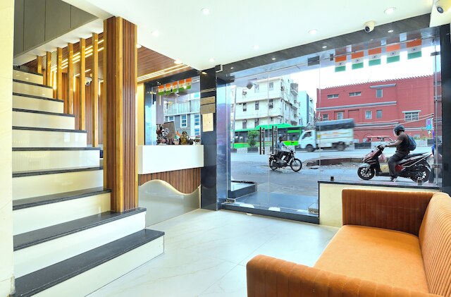 ナヴ ドゥルガ ゲストハウス