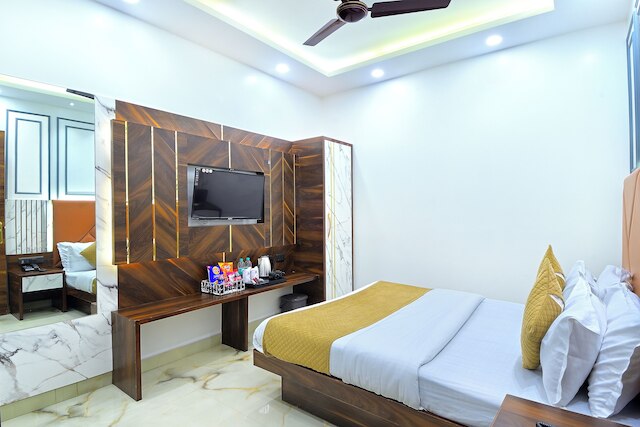 ナヴ ドゥルガ ゲストハウス