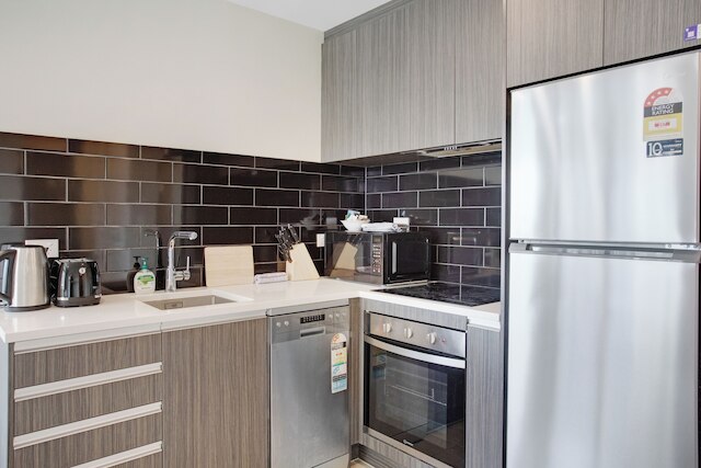 シティ スカイライン アパートメント ニア マイヤーズ パーク