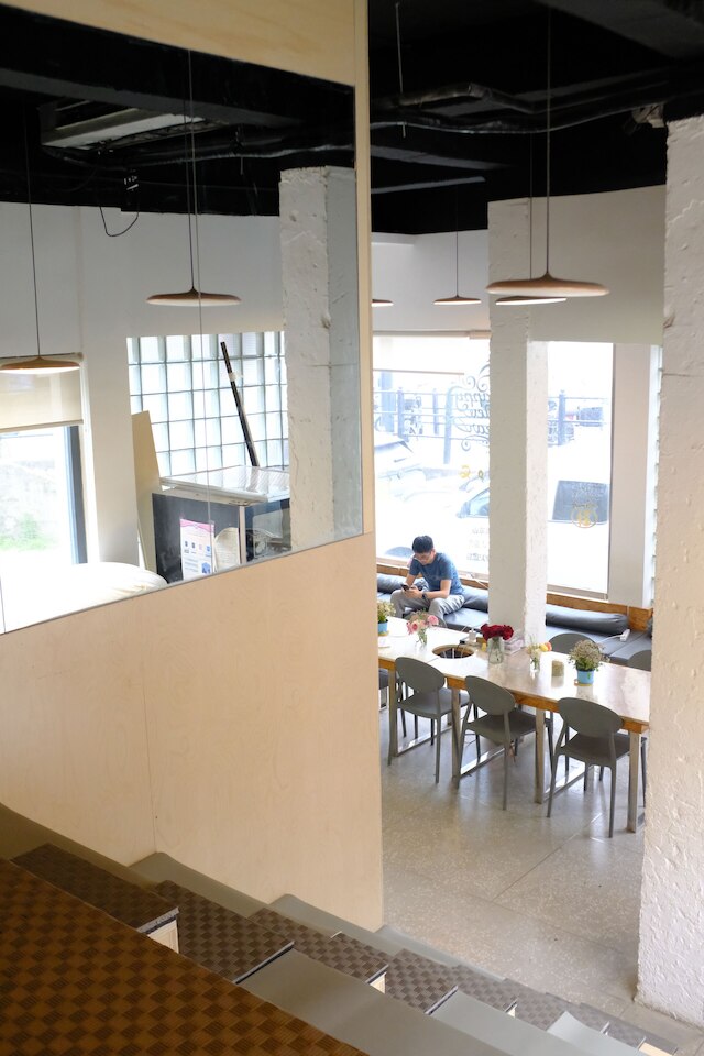 Meow Hero Youth Hostel