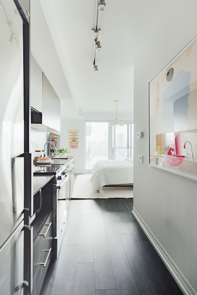 イートン センター スイーツ & タワーズ