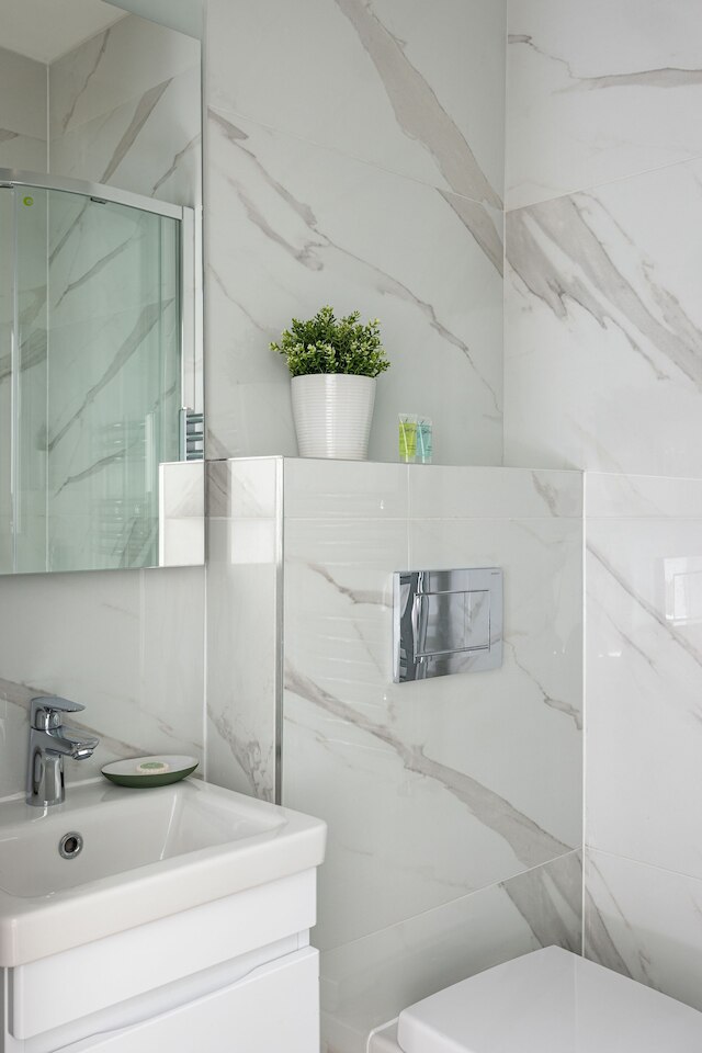 ピックザプレイス ケンジントン ラックス アパートメンツ