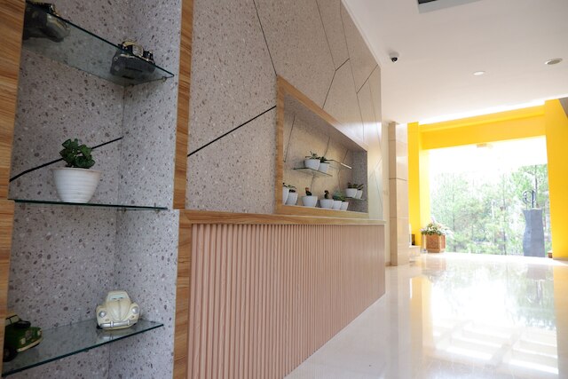 ポイント C ホテル