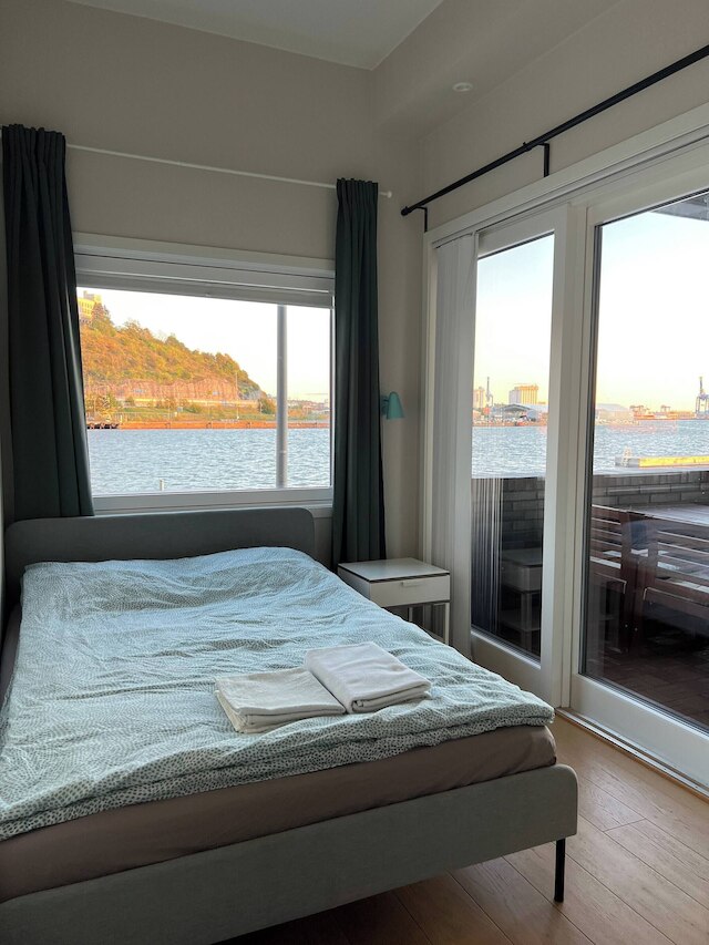 スタイリッシュ シービュー 4 ベッド セントラル アパートメント ソレンガ