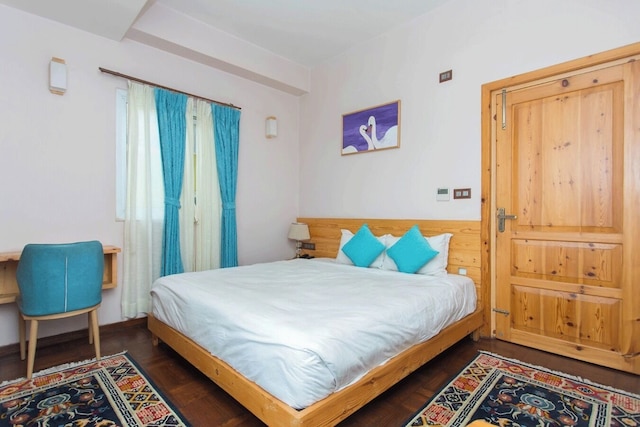 ラリット サービス アパートメント