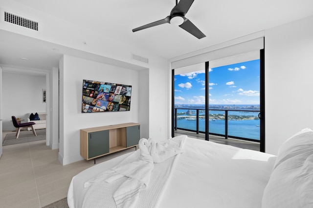 ラグジュアリー ダウンタウン コンド ウィズ シティ ビューズ