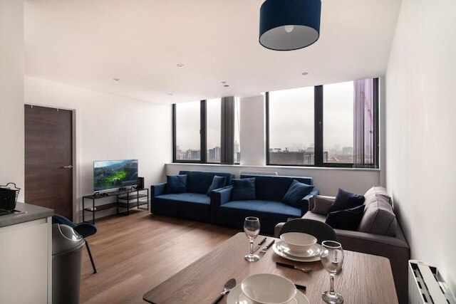 スナッグ 1ベッドルーム アパート 4Kテレビ フリーパーキング