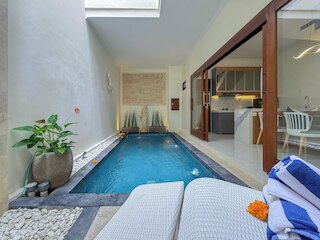 デ アメリア スミニャック ヴィラ バイ ナギサ バリ