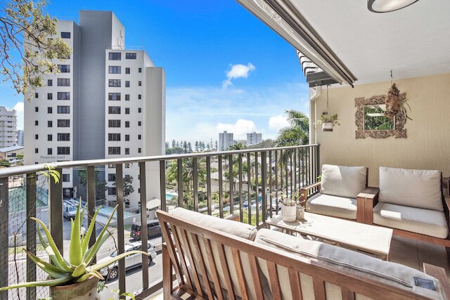 ヒルサイド イン ザ ハート オブ バーレイ