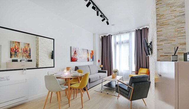 インティメイト フラット ウィズ エアコン & ジャクジー - 2ベッドルーム/6人 モンマルトル