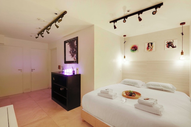 インティメイト フラット ウィズ エアコン & ジャクジー - 2ベッドルーム/6人 モンマルトル