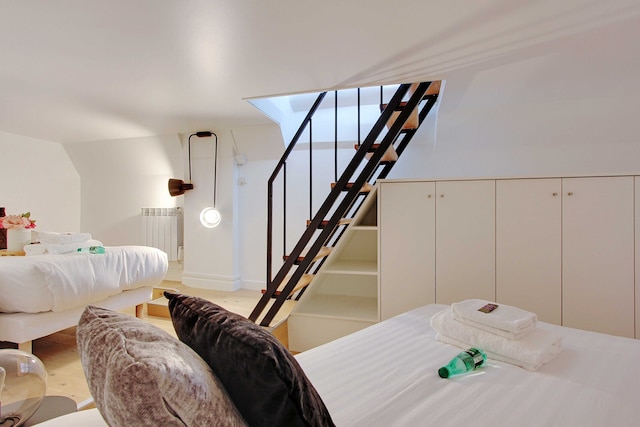 モダン アパートメント フォー 4 ピープル