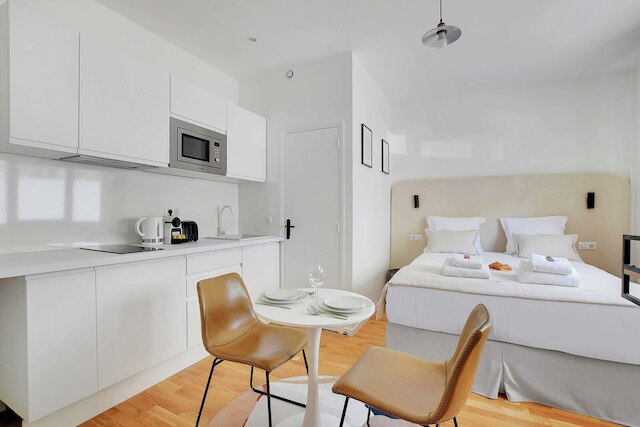 ピースフル スタジオ - 2P - クリニャンクール